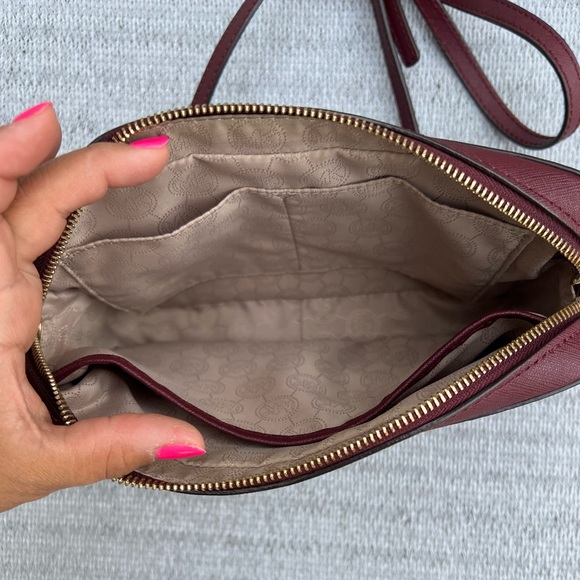 Michael Kors crossbody purse - Picture 3 of 3